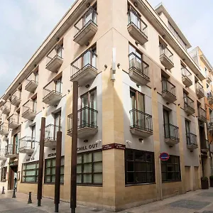 Centre 3*, Reus Spagna